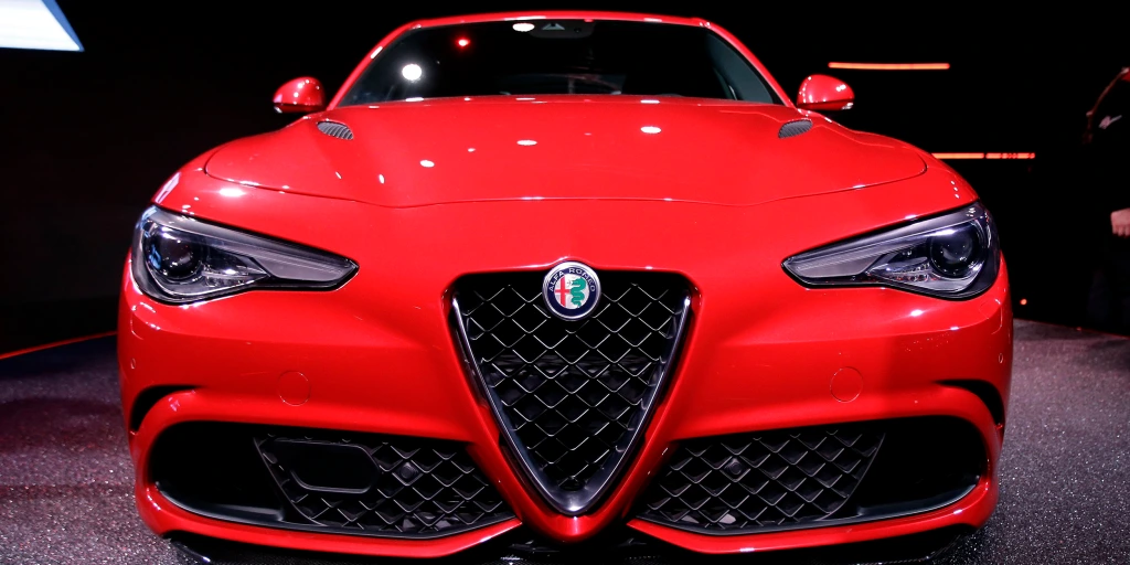 Alfa Romeo Giulia: Perpaduan Desain Elegan dan Performa Tinggi