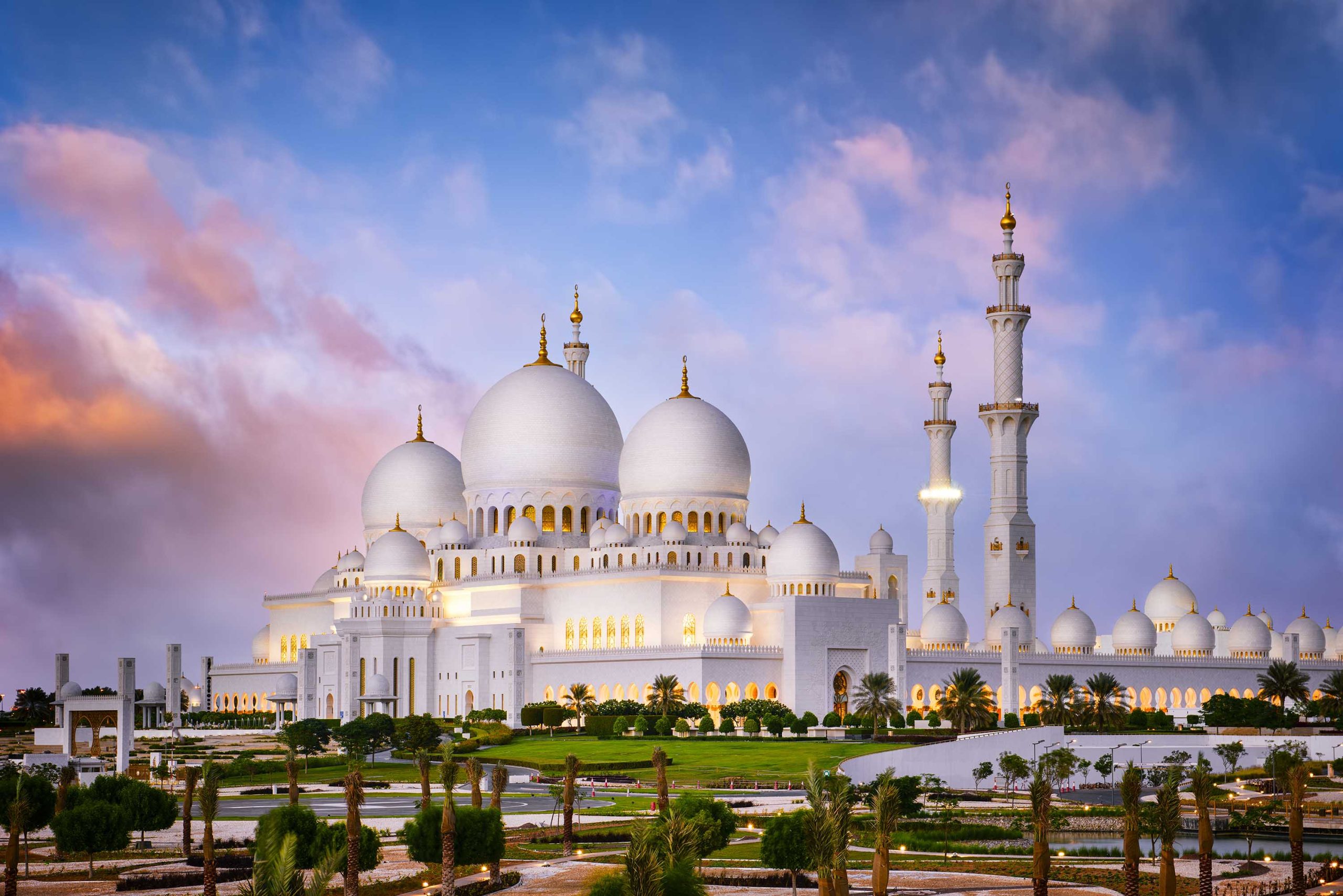 Sheikh Zayed Grand Mosque: A Modern Marvel of Islamic Architecture