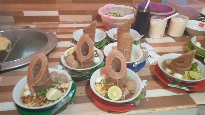 Bakso Bambu Runcing: Kuliner Unik yang Menyajikan Sensasi Rasa Tradisional