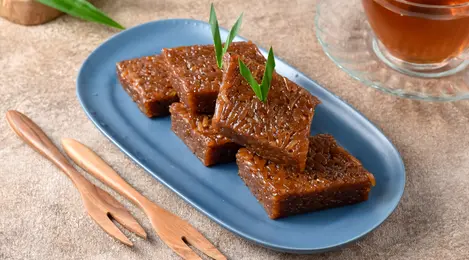 Kue Wajeb