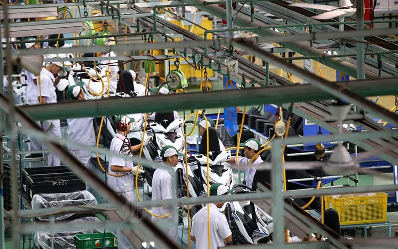Bisnis Industri: Peluang Emas yang Sering Terlewat oleh Pengusaha Muda